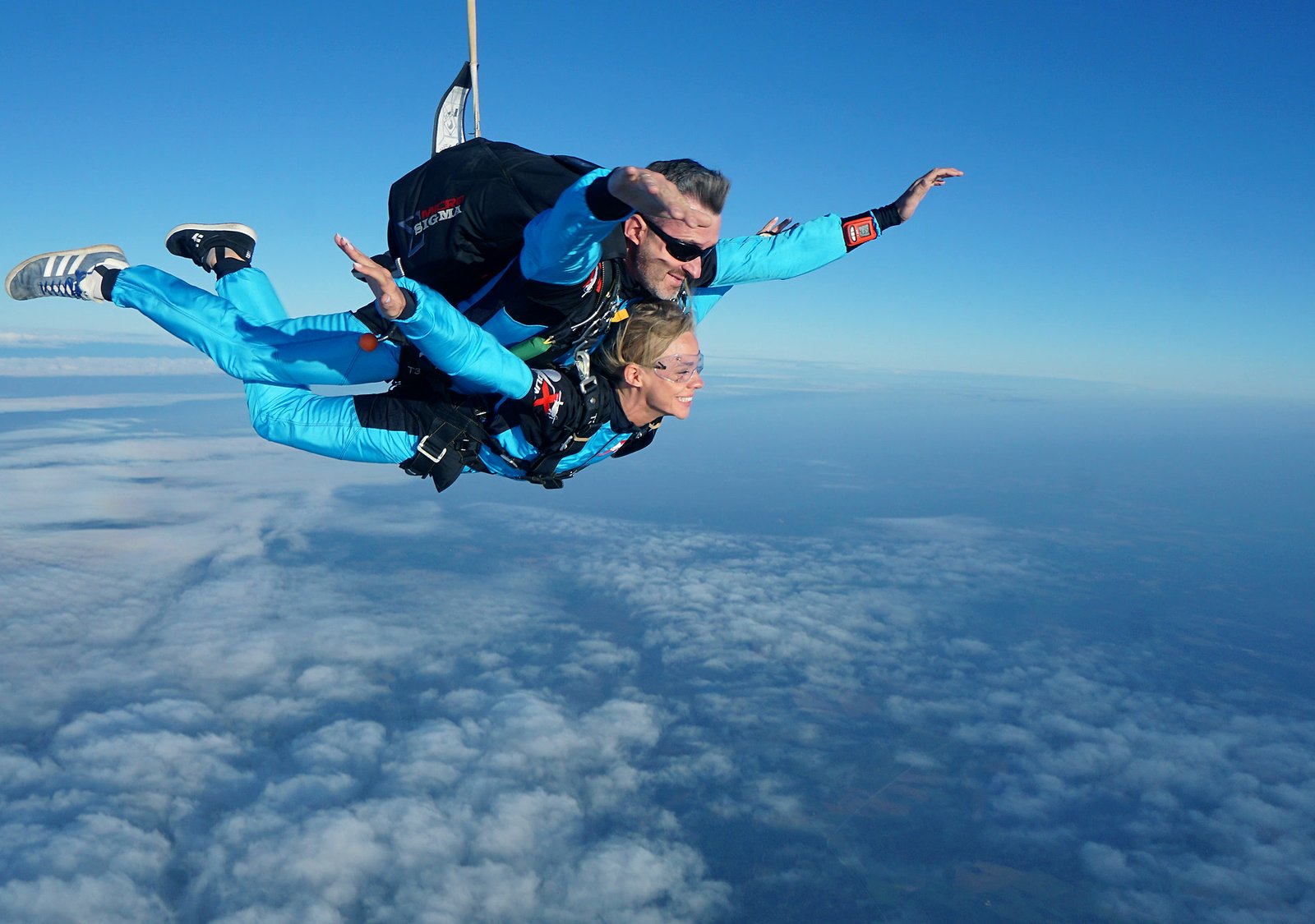 SKYDIVING
